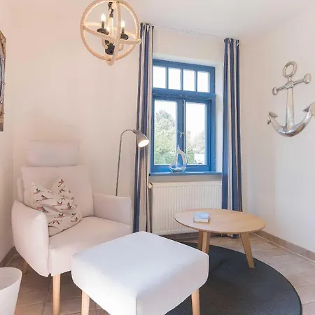 Ferienhaussiedlung Strandperlen Sanddornhof 6a * Wustrow (Fischland)